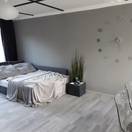 شقة Luxury Living Kněževes