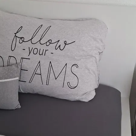 144 アパート Kněževes