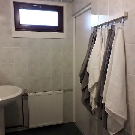 アパート 144 Kněževes