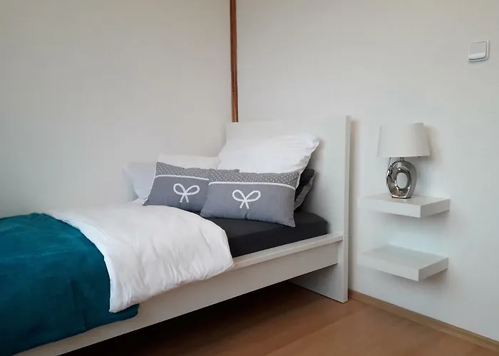 144 Appartamento Kněževes